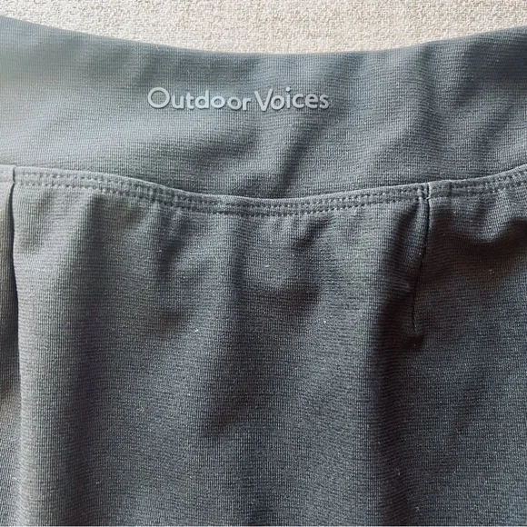 Outdoor Voices Warmup Skort - Picture 4 of 6